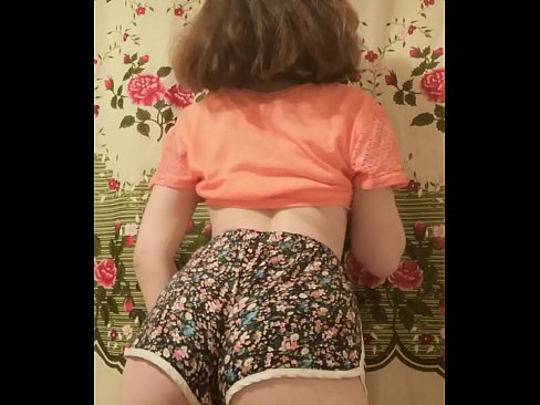 ❤️ سیکسی نوجوان بیب کیمرے پر اپنی شارٹس اتار رہی ہے۔ ❤ فحش میں ur.pornjk.ru